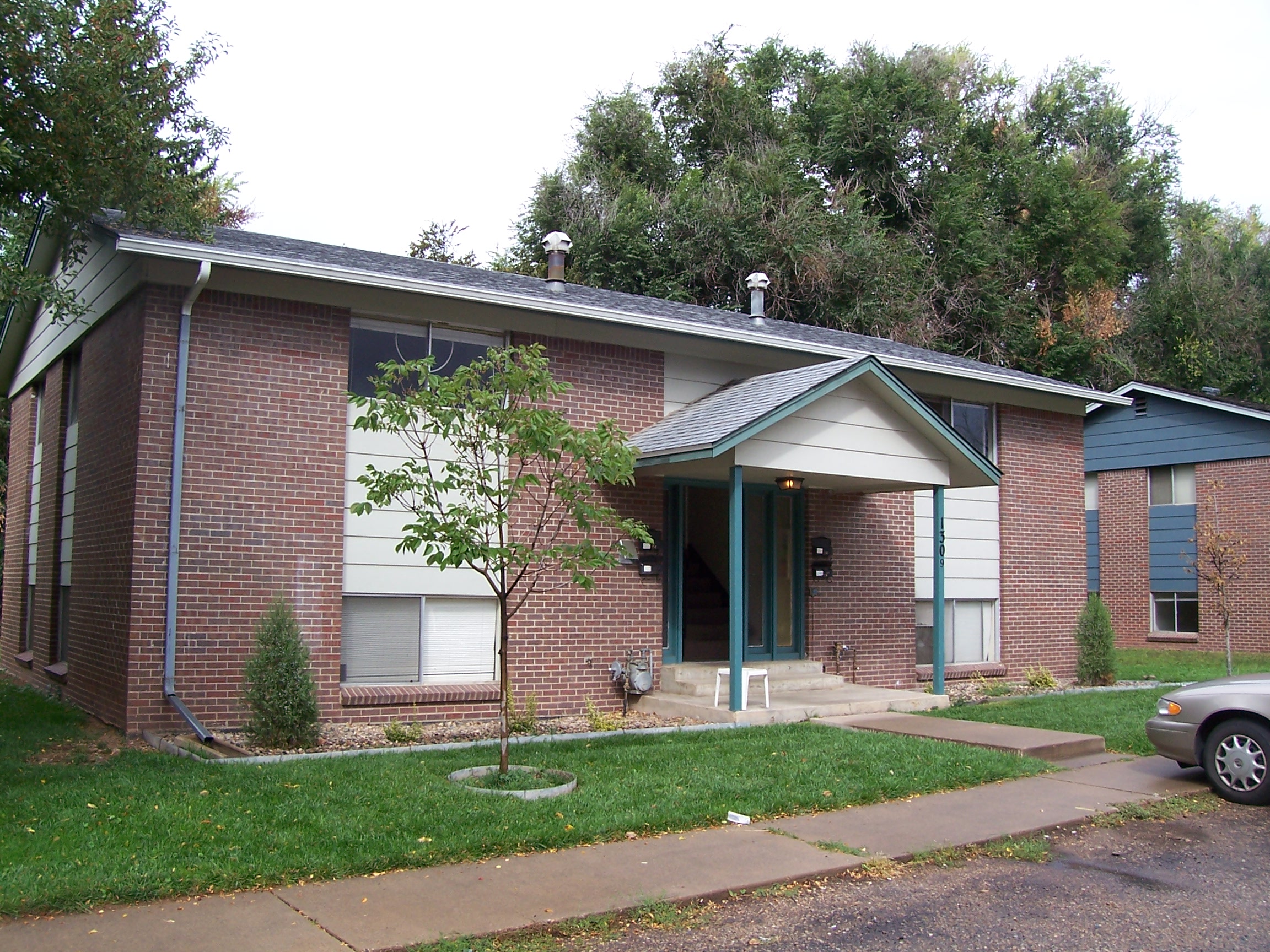 1309 Burton Court - 3
